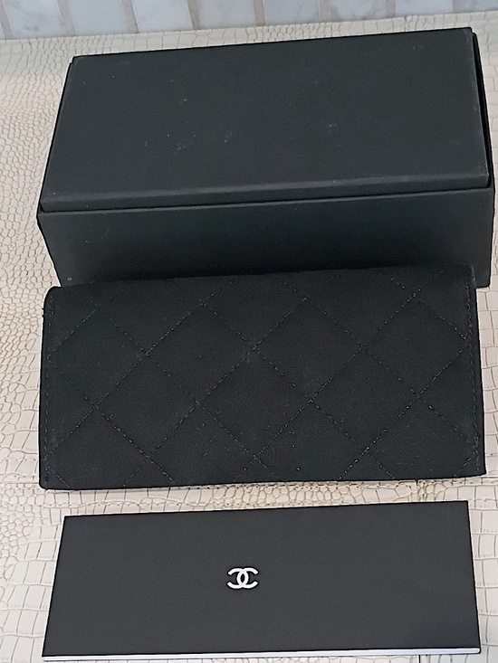 New Unused Fashion Case and Box main image 4